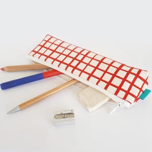 Pencil cases, Olula, Pencil bag with zipper, Pencil pouch, Makeup bag, Small pouch, Zipper pouch, Handprinted by Olula. image 1