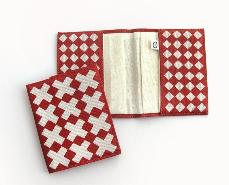 Red slim wallet for woman or man printed by hand by Olula. Unique gifts for men with Amsterdam print. image 5