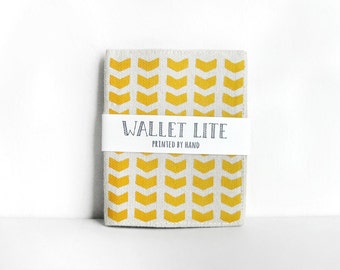 Yellow slim vegan wallet perfect for spring and summer time, handprinted by Olula. No more bulk!