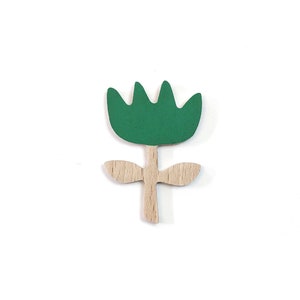 Yellow flower pin. Made from beech wood, painted by hand with eco-friendly inks. Add a hint of colour to your look with a lapel brooch Green