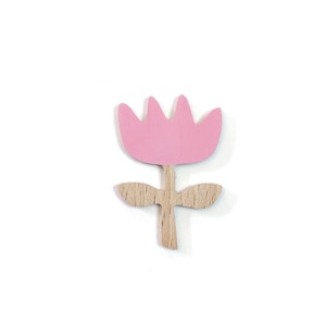 Yellow flower pin. Made from beech wood, painted by hand with eco-friendly inks. Add a hint of colour to your look with a lapel brooch Pink