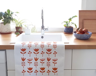 Cotton kitchen towel Wild flowers. Give your personal touch to your home! Colourful tea towel printed by hand, housewarming gift.