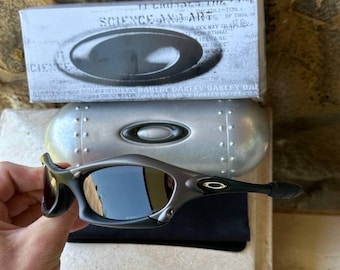 Vintage Oakley Splice Sunglasses. Polarized, Metal Frame