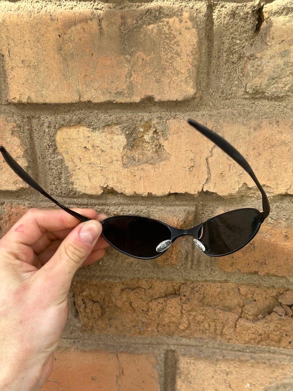 Oakley C Wire Sunglasses Silver Metal Frame Pink Iridescent Lenses