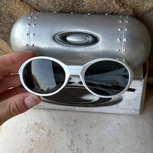 Oakley Eyejacket Redux White Sunglasses, Retro 90s, Sport & Outdoor Eyewear, Black Prizm Iridium Lenses