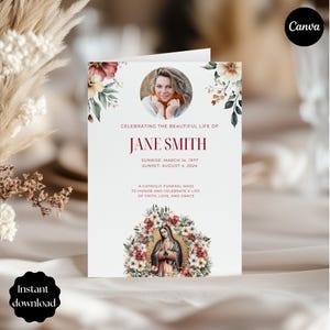 Peut inclure: Une carte de deuil blanche avec des motifs floraux et une photo de Jane Smith. Le texte "Célébrer la belle vie de Jane Smith", des dates et un message religieux sont inclus. Le logo Canva est visible.