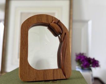 Espejo decorativo de madera tallado a mano con forma de flor