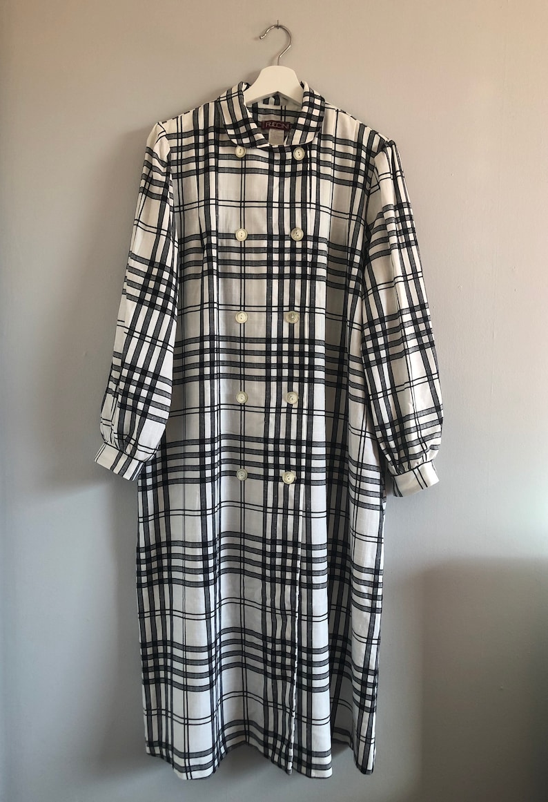 Vintage 80/'s Black and White Plaid Dress or Duster