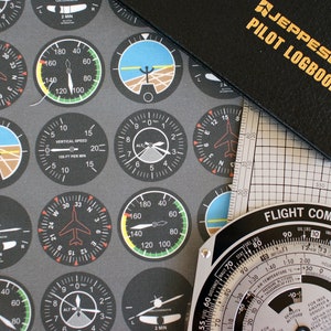 Flug Deck Flugzeug Instrumente Fat Quarter Stoff