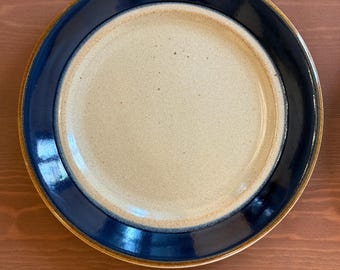 Vintage Japanese Stoneware Plates by Bob Van Allen – Set of 2 | 8&quot; Diameter | Blue & Brown on Tan | Mid-Century Modern Design