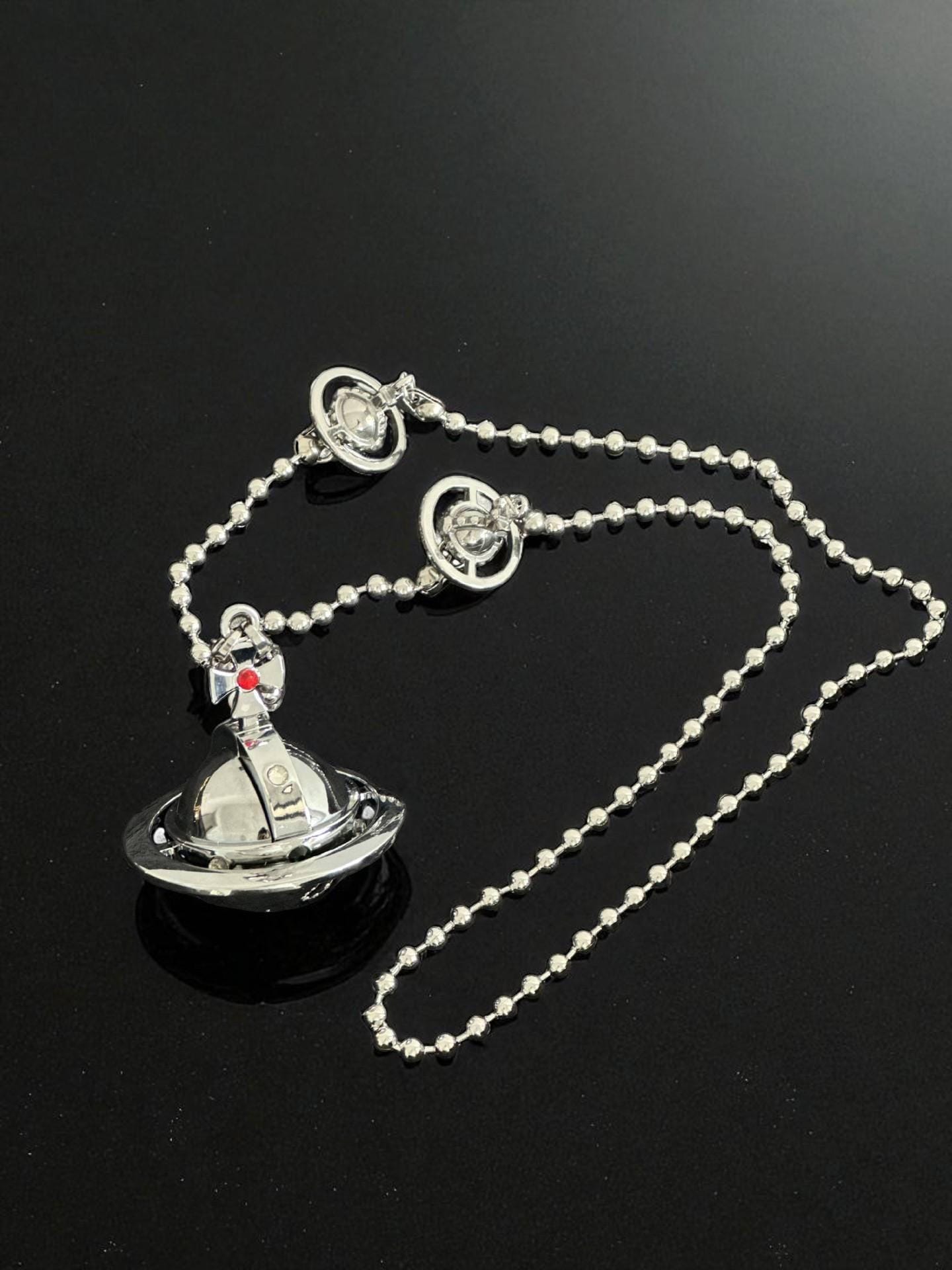 Vivienne Westwood⭐️Isoriaネックレス　シルバー Vivienne Westwood⭐️Isoriaネックレス シルバー