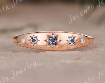 Minimalist Starburst Alexandrite Engagement Signet Ring Rose Gold Star Setting Celestial Ring Pinky Signet Ring Personalized Gift for Women