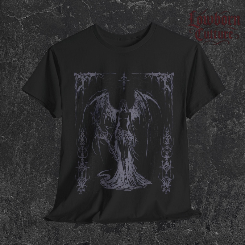 Gothic Angel Wings T-shirt donker streetwear gegraveerd lineair ontwerp zwart grafisch T-shirt afbeelding 4