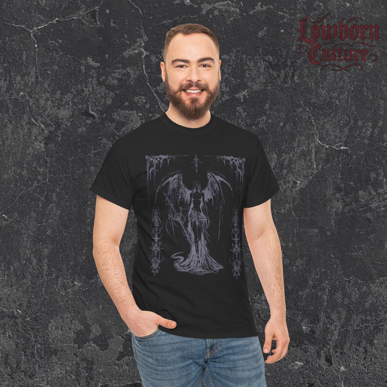 Gothic Angel Wings T-shirt donker streetwear gegraveerd lineair ontwerp zwart grafisch T-shirt afbeelding 8