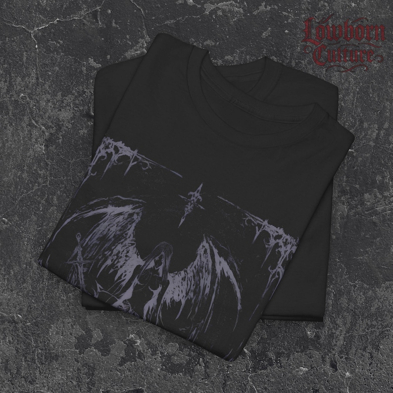 Gothic Angel Wings T-shirt donker streetwear gegraveerd lineair ontwerp zwart grafisch T-shirt afbeelding 3