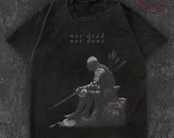 Fallen Knight T-Shirt: Medieval Warrior - Dark Fantasy Design