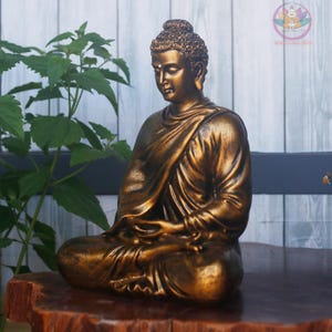 Antike Bronze-Finish Buddha Statue: 35 cm große Resin Skulptur, Meditation Decor