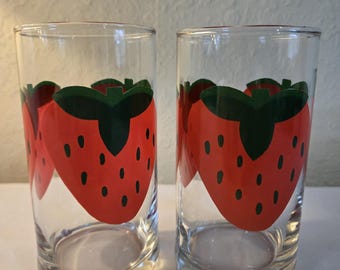 Retro strawberry drinking glasses