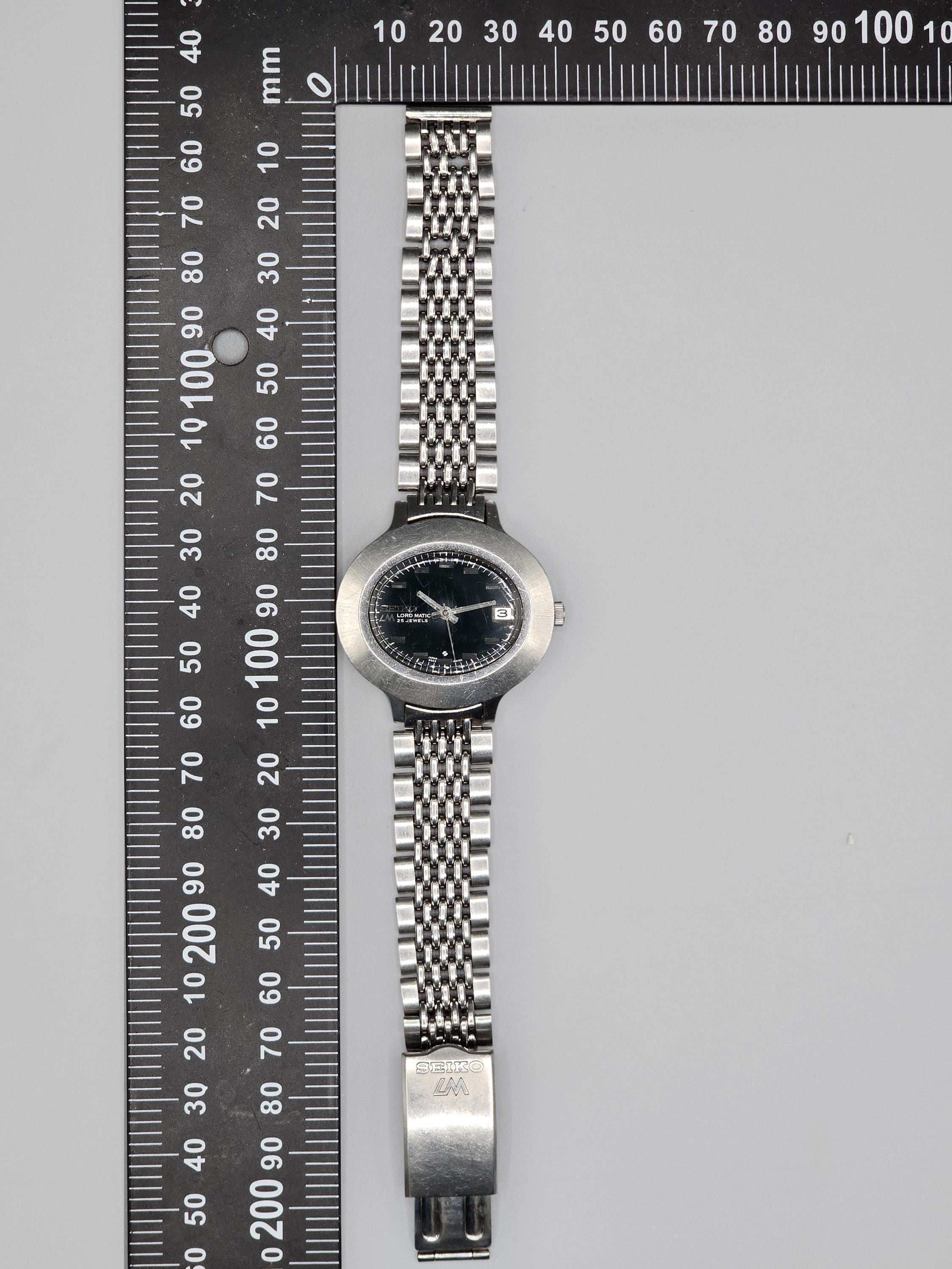 Vintage Seiko Lord Matic 5605-5010 | Oval Green Dial | 25 Jewels