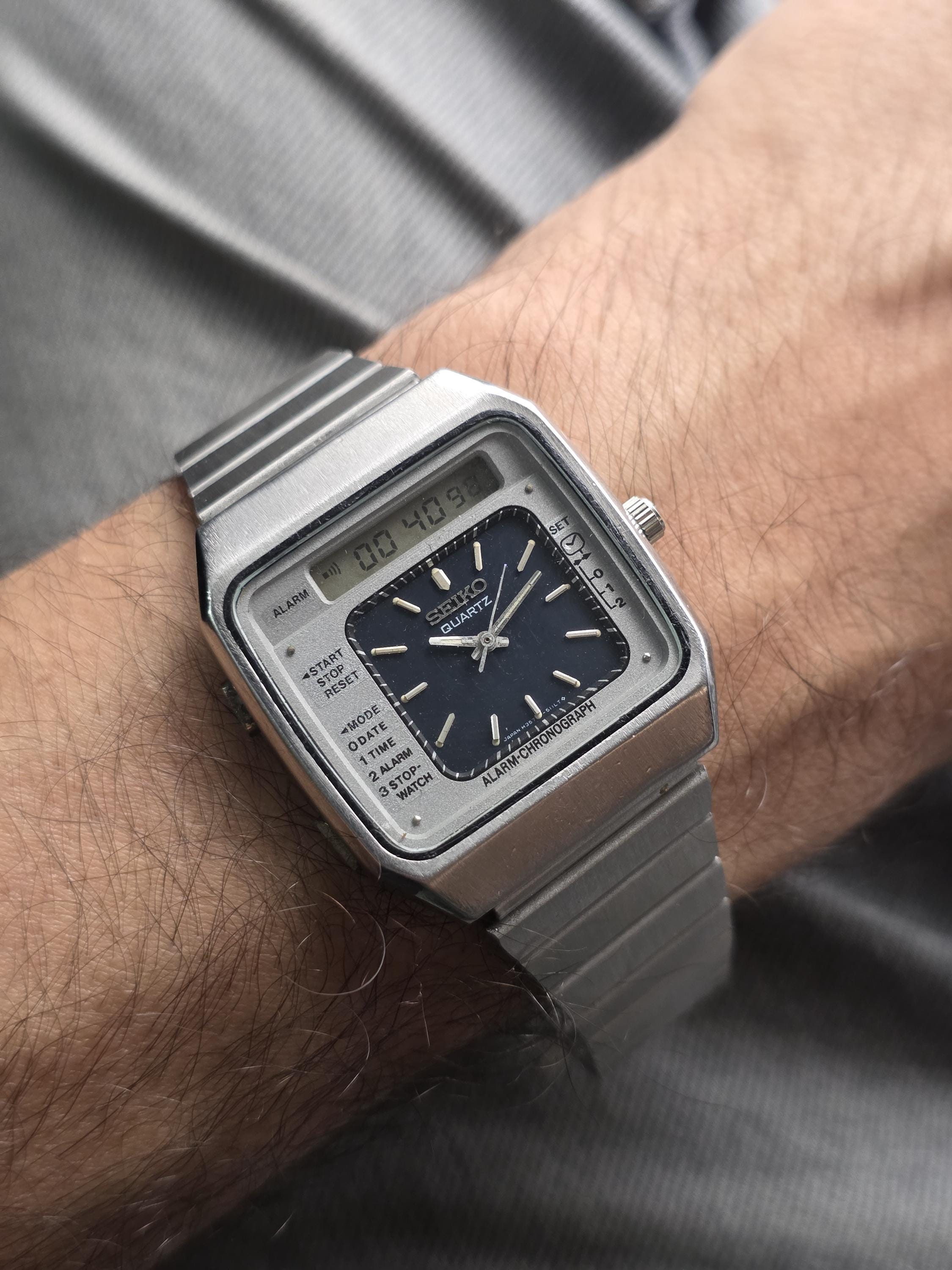 Vintage 1980 Seiko H357-5050D Quartz Alarm Chronograph Analog