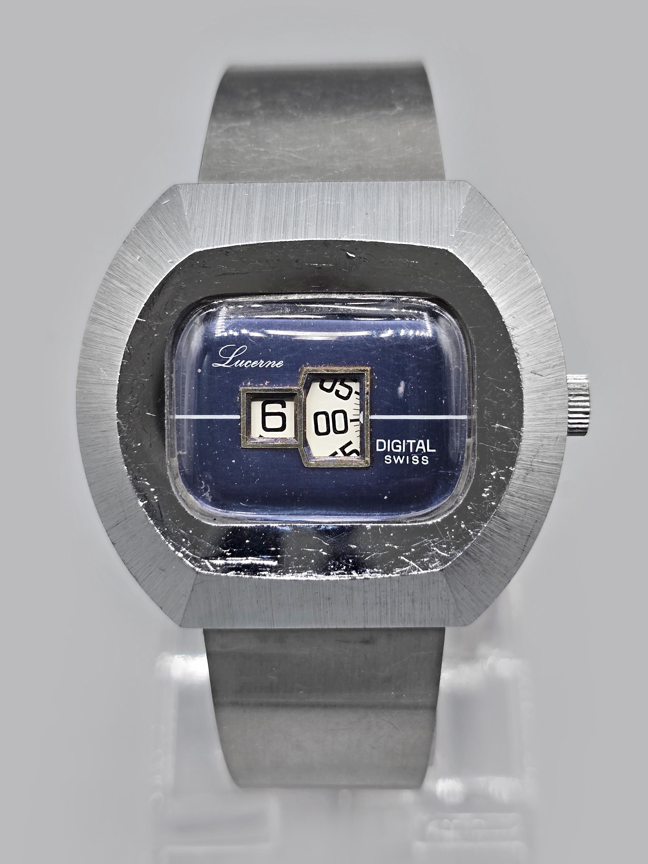 Lucerne デジタル時計 jump hour ジャンプアワー Lucerne デジタル時計 jump hour ジャンプアワー - メルカリ