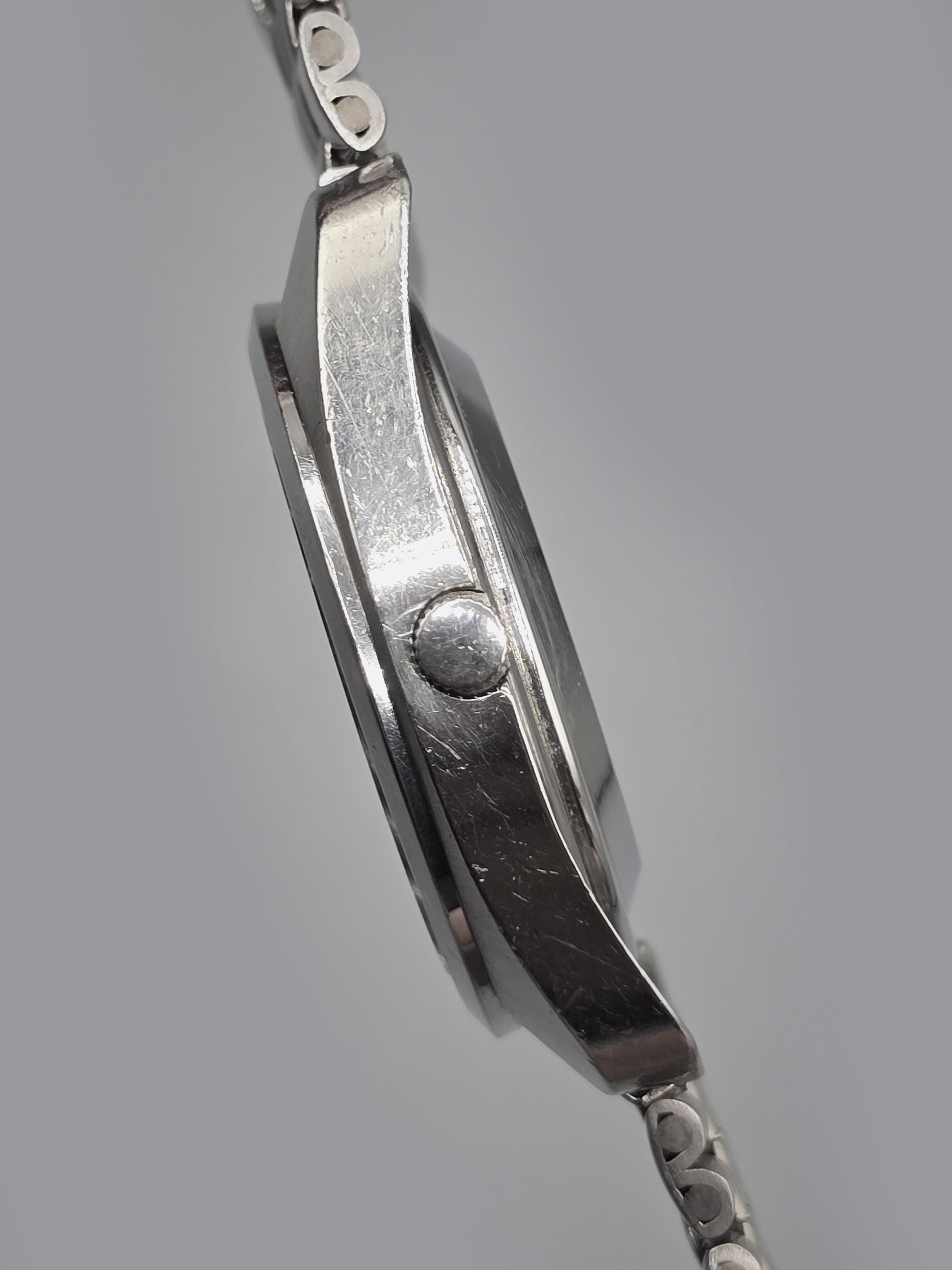 Vintage Seiko 7005-7030 Automatic Watch – 17 Jewels – Stainless
