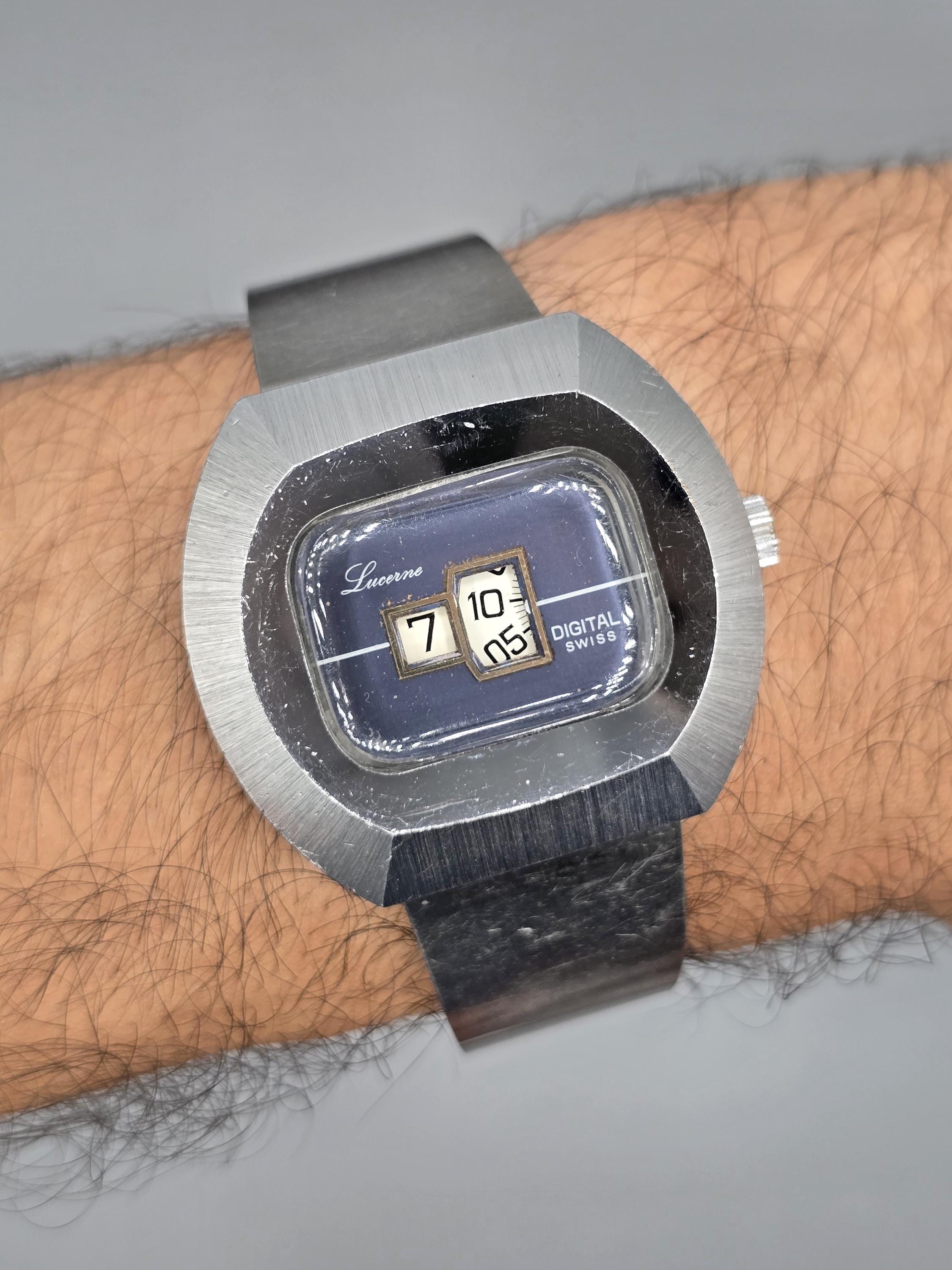 Lucerne Jump Hour Digital 1970s Swiss Made Ref. 12313 Manual Wind