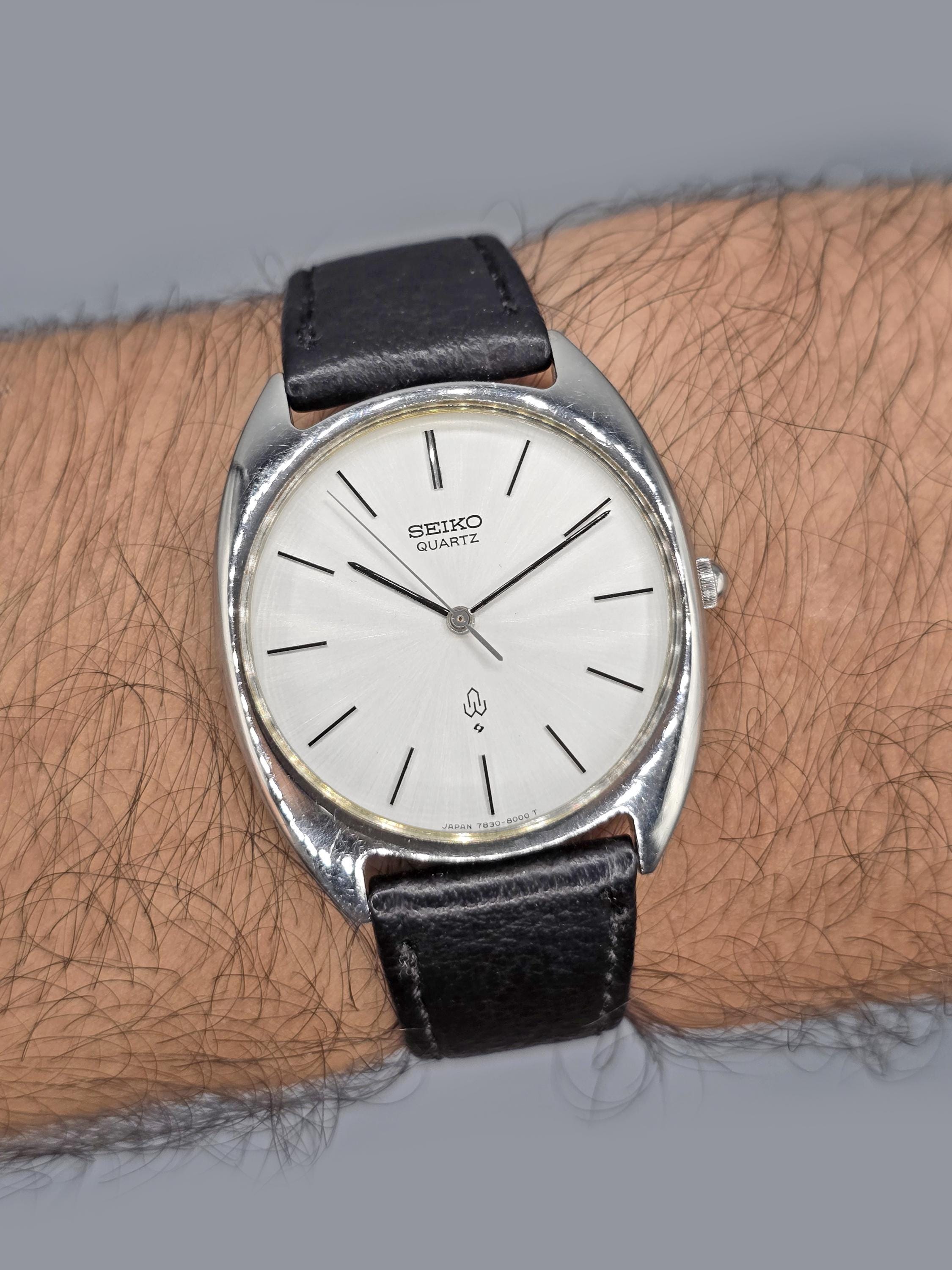セイコー　シャリオ　クォーツ腕時計 7830-8000 75 SEIKO Chariot QZ 7830-5140 セイコー シャリオ スクエア型