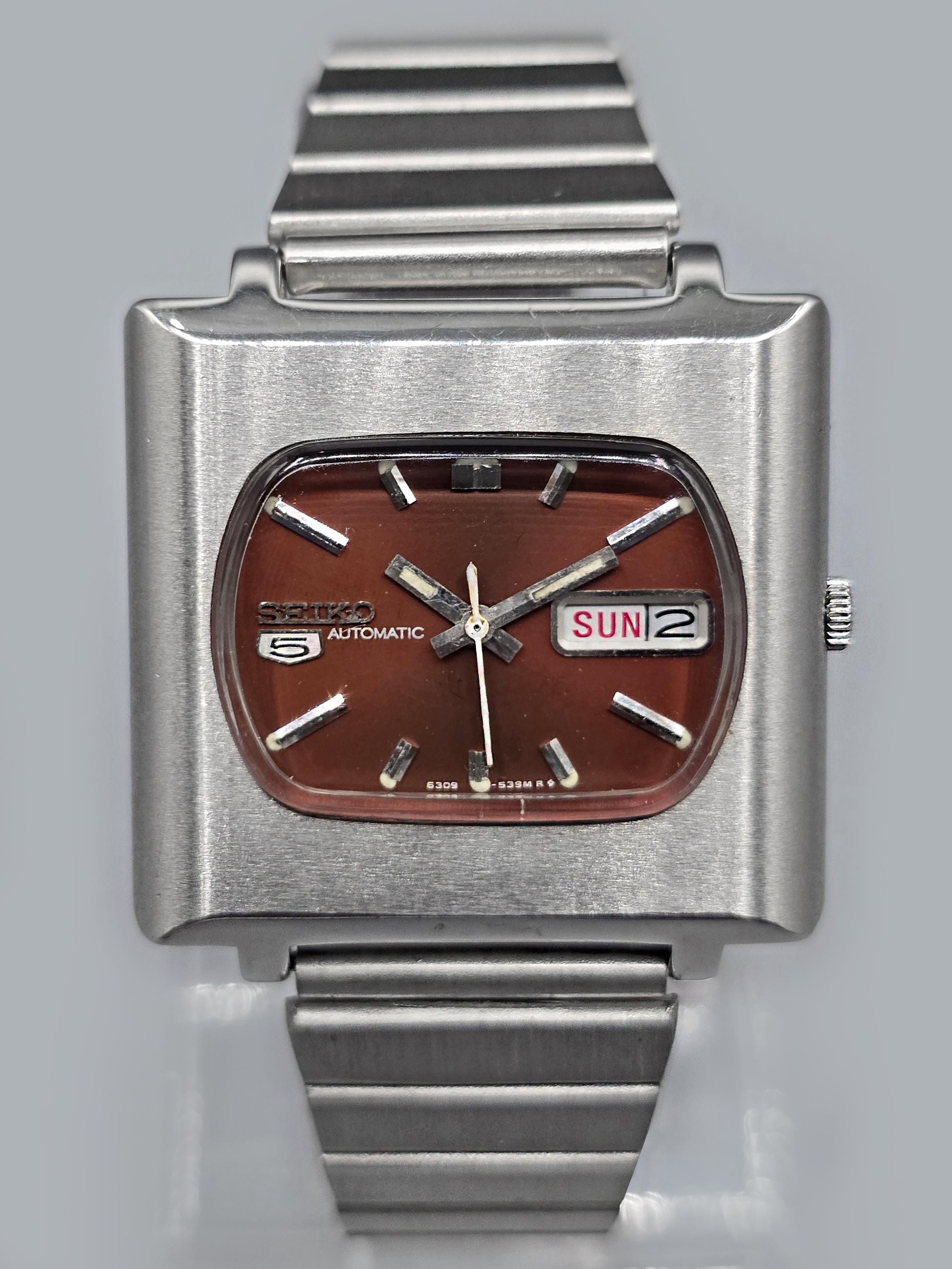 vintage an・an no.5 Vintage Seiko 5 Automatic 6309-5330 Japan 17 Jewels Burgundy Dial