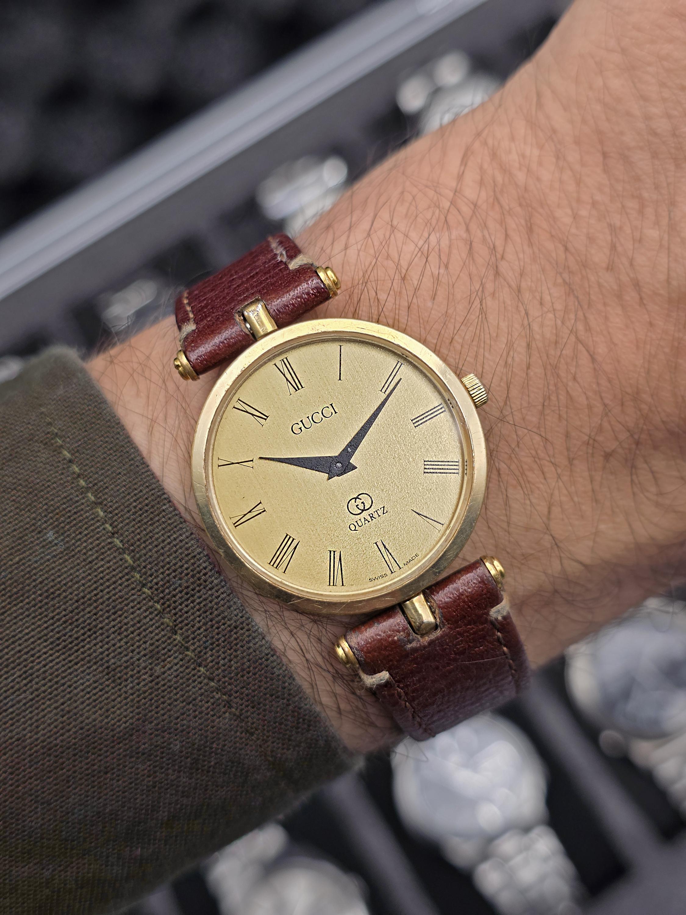 Vintage Gucci Quartz Gold Tone Designer Watch Champagne Dial Swiss