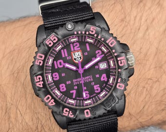 Luminox Navy SEAL Colormark 7050 Schweizer Quartz Carbon Case Taktische Herrenuhr