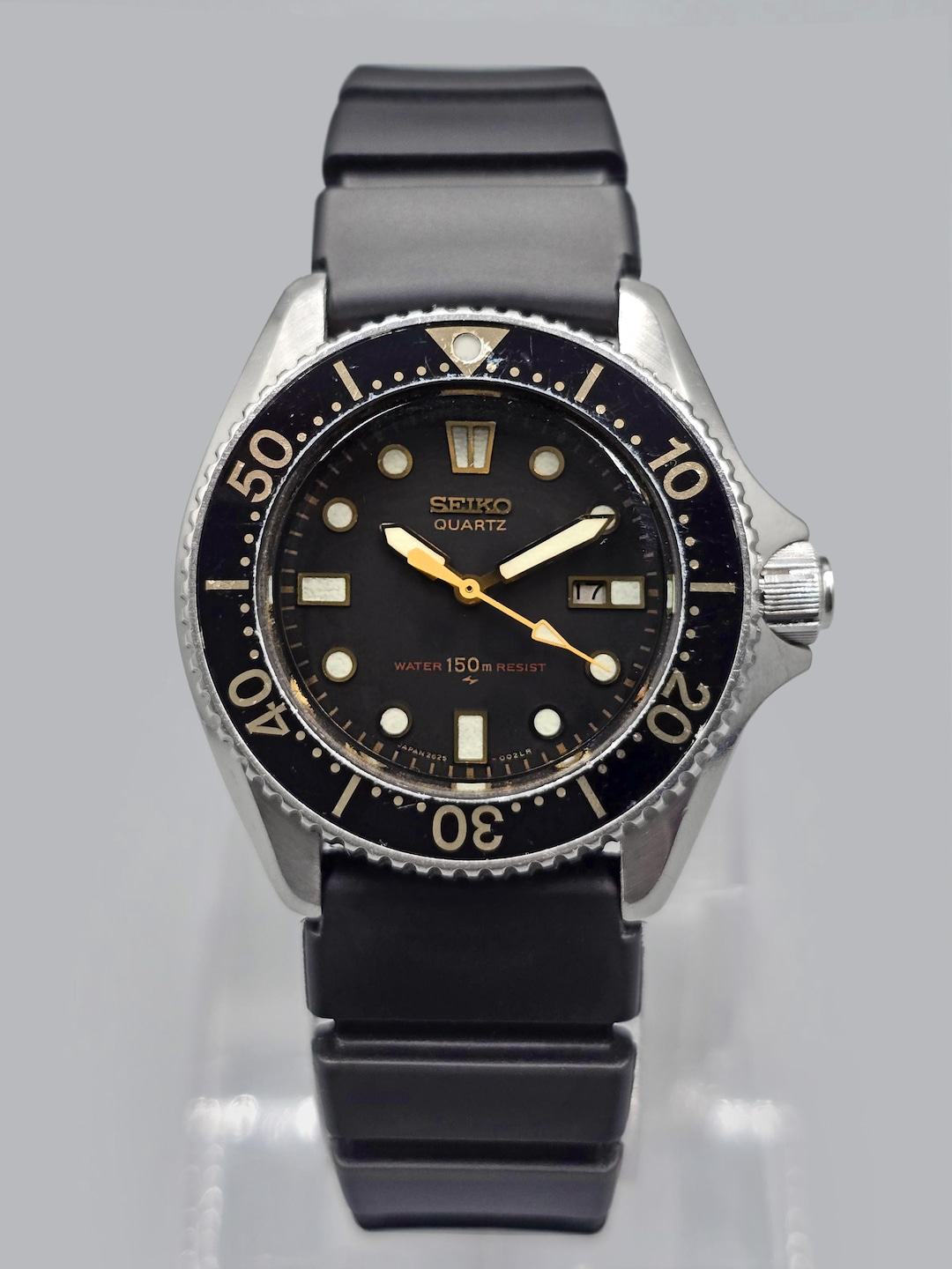 稼動 SEIKO 1980s Vintage Diver’s Cal.2625 Vintage Seiko 2625-0010 Diver Quartz 150m Small 1980s Black Dial