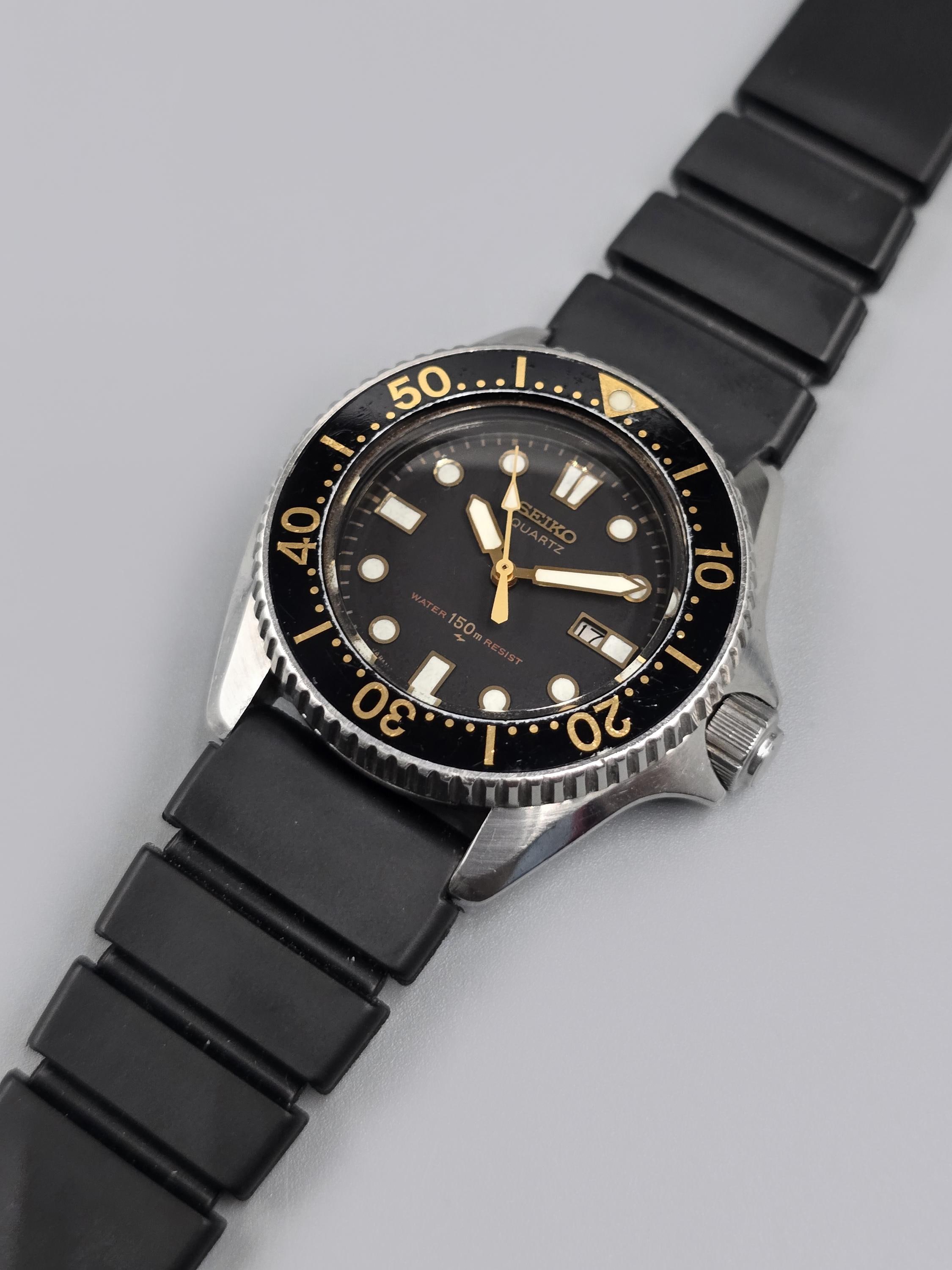 Vintage Seiko 2625-0010 Diver Quartz 150m Small 1980s Black Dial