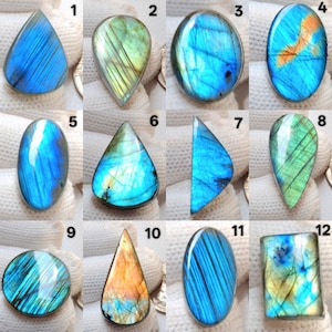 Superbe labradorite de qualité supérieure, pierres précieuses violettes et bleues flashy, cabochon de formes et de tailles variées, qualité AAA polie à la main, utilisez tous les bijoux.