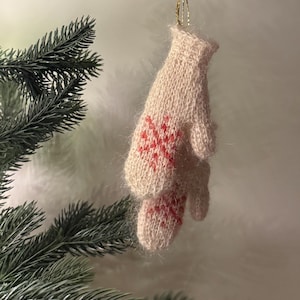 Mini Mittens — Tunisian Crochet Pattern