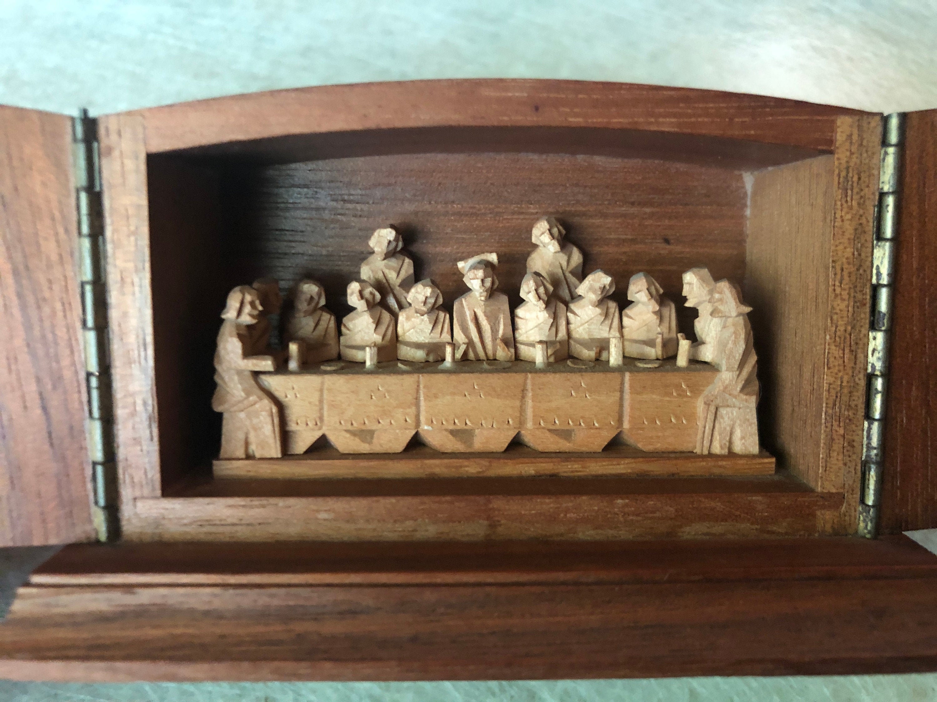 Hand Carved Wooden the Last Supper Diorama Box, Christian Decor - Etsy
