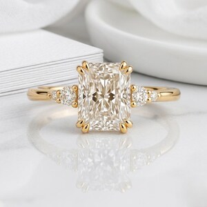 Vintage Radiant Cut Moissanite Engagement Ring, Double Prong Set Wedding Ring for Her, Five Stone Anniversary Gift, Silver Art Deco Jewelry,