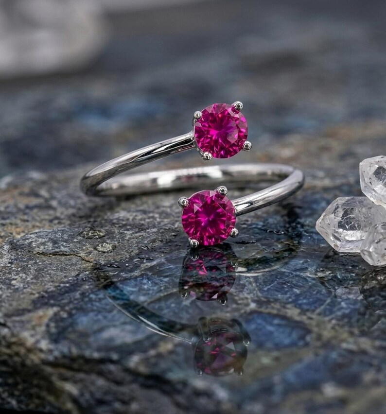 Skapad rubinring, rubinring med 2 stenar, fin rubinring med ädelsten, ring med födelsesten i juli, sista minuten-present till henne, minimalistisk justerbar ring, bild 5