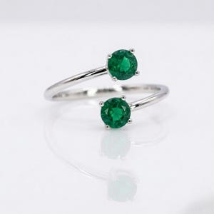 Emerald Ring, 2 Stone Emerald Ring, Emerald Gemstone Dainty Ring, May Birthstone Ring, Last Minute Gift for Her, Minimalist Adjustable Ring,
