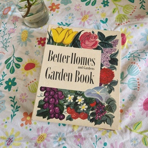 Vintage Better Homes and Gardens garden book from 1951