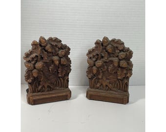 Vintage Buchstützen aus Syroco-Holz, Syracuse, NY, Eichenbaum & Eichel