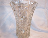 Vintage- Star of David-Clear Flower Vase