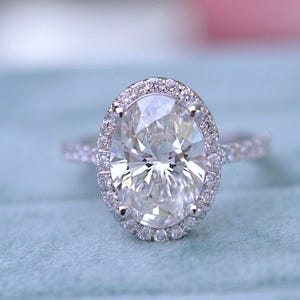 Oval Cut Moissanite Engagement ring, Oval Cut Halo Engagement Ring, Oval Solitaire Wedding Ring, Anniversary Ring For Her, Bridal Ring