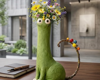 Cat Vase, Cute Animal Flower Vase, Whimsical Desk Decor, Dried Flower Holder, Kawaii Home Accent, Gift for Cat Lovers