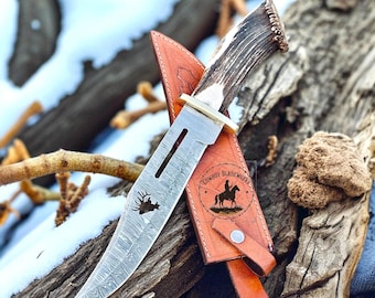 Handmade Damascus Steel Hunting Knife: Antler Handle, Leather Sheath