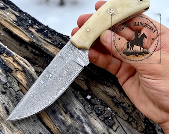 Rugged Hand Forged Damascus Steel Cowboy Knife Set with Leather Sheath - Ready for the Frontier