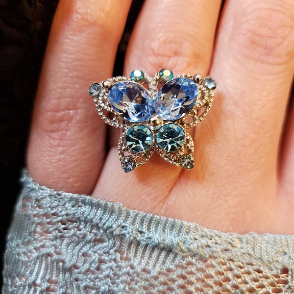 Sparkly Blue Rhinestone Butterfly Ring; 1990s Go-Go Original
