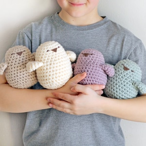 Crocheted Fat Birdies- Handmade Stuffed Amigurumi Plushie Bird- Spring Easter Gift- Pick Your Color- Kids Toy- Baby Toy