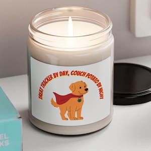 Superhero Golden Retriever Soy Candle: Scented Gift for Dog Lovers