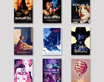 Op de afbeelding: Negen filmposters voor "Mulholland Drive" worden getoond. De posters tonen diverse artistieke stijlen, waaronder portretten, surrealistische scènes en de titel van de film. De kleurenschema's variëren van donkerblauw en paars tot helder roze en oranje.
